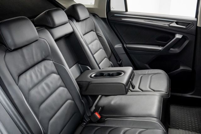 原鈑原漆｜原廠保至2027.03（不限里程）｜低里程僅跑一萬三｜環景｜數位儀表｜腳踢尾門｜方向盤加熱｜三區恆溫｜ACC  第8張相片