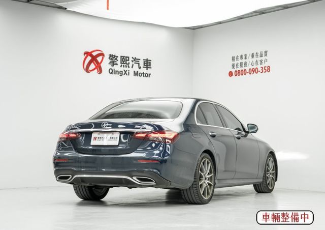 原鈑件｜原廠保養｜AMG套件｜柏林之音｜環景｜全數位儀表｜電動天窗｜腳踢尾門｜ACC｜車道維持｜64色氣氛燈｜HUD抬顯  第2張相片