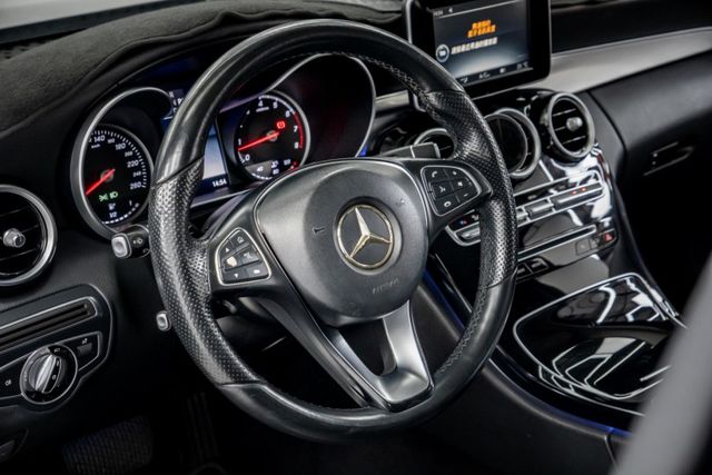 近兩年完整保養紀錄｜加裝氣氛燈｜雙記憶座椅｜前後雷達｜倒車顯影｜電動方向盤調整｜自動停車｜換檔撥片｜免鑰啟閉｜定速＆限速  第17張相片