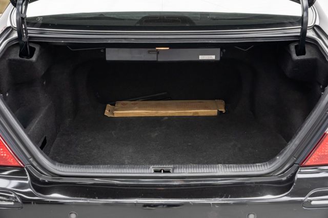 原鈑｜皆原廠保養｜超低里程、僅跑8萬多公里｜電動天窗｜雙電動椅｜電動後遮陽簾｜核桃木紋飾板｜感應雨刷｜自動頭燈｜恆溫空調  第4張相片