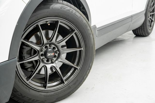 原鈑件｜原廠保固、保養｜額外改裝輪圈｜加裝環景｜導航｜ACC跟車｜電動尾門｜車道維持｜無線充電｜換檔撥片｜CarPlay  第6張相片