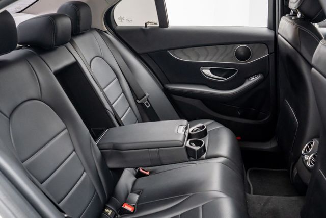 原鈑件｜好入門歐系轎車｜倒車顯影｜黑梣木｜免鑰啟閉｜雙電動椅｜電動方向盤｜SPORT+｜定速｜換檔撥片｜CD音響主機  第9張相片