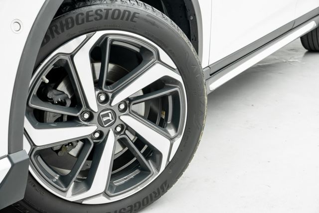 高CP國產休旅｜好保養、空間大｜電動尾門｜ACC｜HUD抬顯｜環景｜導航｜盲點｜免鑰匙｜自動停車｜自動煞停｜手機投影  第5張相片