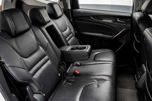 高CP國產休旅｜好保養、空間大｜電動尾門｜ACC｜HUD抬顯｜環景｜導航｜盲點｜免鑰匙｜自動停車｜自動煞停｜手機投影  第8張相片