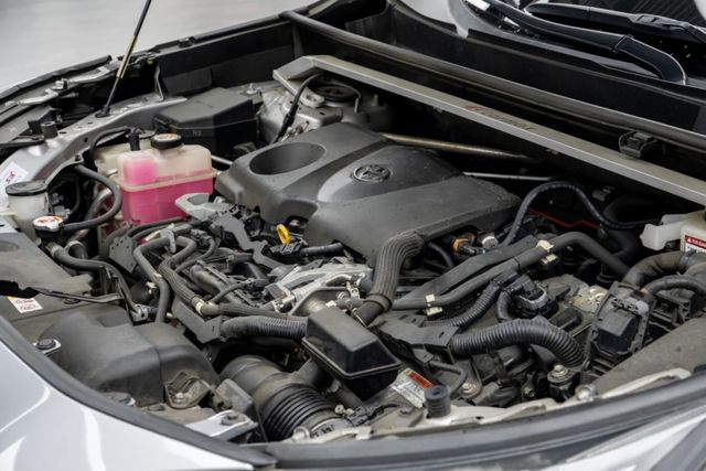 原鈑件｜皆原廠保養｜加選精裝影音套件｜環景｜腳踢尾門｜ACC｜車道維持｜數位電視｜導航｜加熱座椅｜盲點｜自動遠光｜免鑰匙  第3張相片