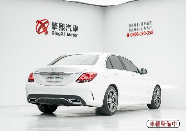 輕油電｜原廠保養｜車道維持｜ACC｜低里程、僅跑4萬8｜AMG套件｜64色氣氛燈｜盲點｜前後雷達｜自動停車｜數位儀表  第2張相片