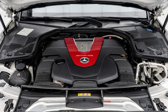 原鈑原漆｜四驅｜原廠保養｜改專用安卓機｜低里程、僅跑3萬9｜全AMG套件｜ACC｜雙加熱椅｜電動天窗｜腳踢尾門｜車道維持  第3張相片