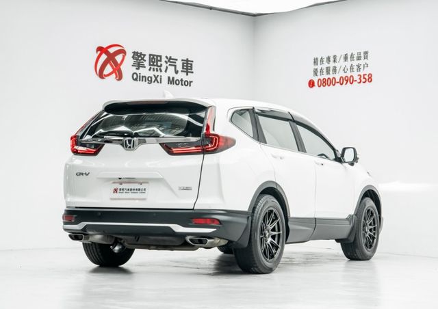 原鈑｜原廠保養、保固至2026.05｜改裝輪圈、環景｜導航｜ACC｜電尾門｜車道維持｜無線充電｜換檔撥片｜CarPlay  第3張相片
