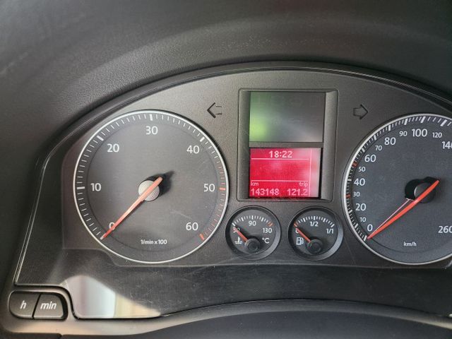 0頭款交車~純跑14萬公里~TDI 柴油小鋼炮~小車大空間~定速巡航~ABS煞車輔助系統~  第7張相片
