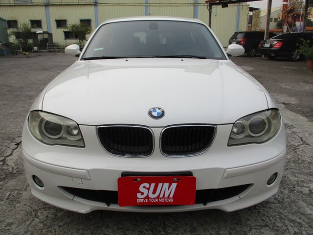 進口優質代步車~讓您輕鬆入主百萬車款~HID頭燈~按鈕式發車~定速巡航~ABS煞車輔助系統~8顆安全氣囊~多功能方向盤~  第2張相片