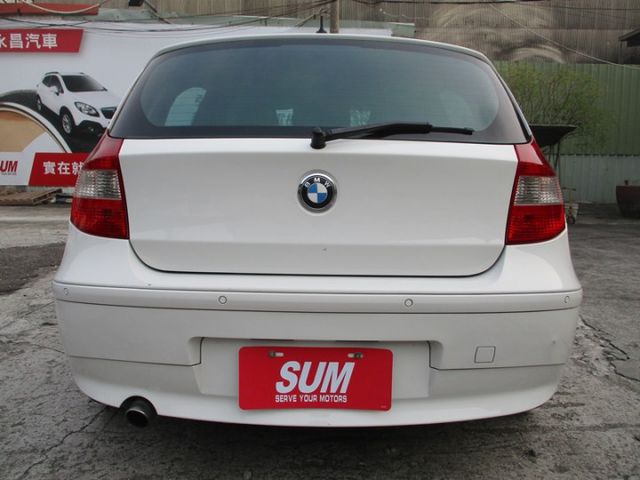 進口優質代步車~讓您輕鬆入主百萬車款~HID頭燈~按鈕式發車~定速巡航~ABS煞車輔助系統~8顆安全氣囊~多功能方向盤~  第11張相片