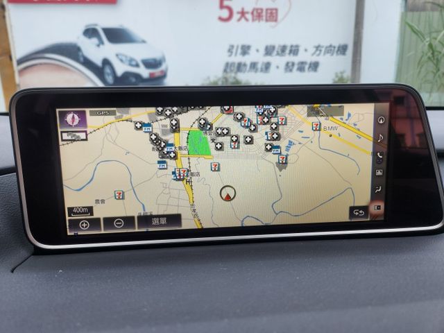 天窗版~渦輪增壓器~LED頭燈~HUD抬頭顯示器~免鑰匙~ACC跟車系統~車道偏離警示系統~雙前冷熱電動椅~記憶電動椅~  第9張相片