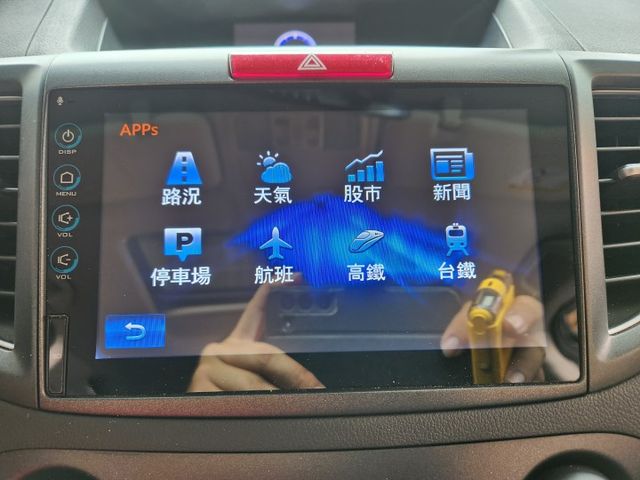 VTI-S2.4 0天窗版~換檔快撥片~衛星導航~倒車影像~車側影像~藍芽通訊~HID頭燈~定速巡航~恆溫空調~  第14張相片