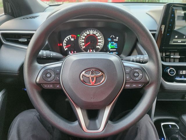 全車原漆原版件～原廠保養~新車保固中~摸門免鑰匙~藍芽通訊~ACC跟車系統~AEB自動緊急煞車系統~車道維持系統~  第8張相片