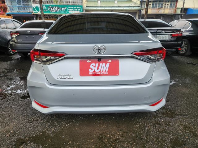 摸門免鑰匙啟動~ACC跟車系統~盲點偵測系統~AEB自動緊急煞車系統~車道偏離警示系統~胎壓監控~恆溫~原廠保養～  第13張相片