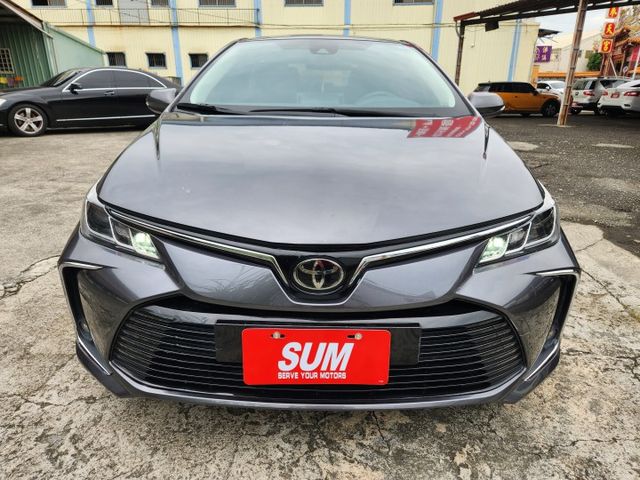 摸門免鑰匙啟動~ACC跟車系統~盲點偵測系統~AEB自動緊急煞車系統~車道偏離警示系統~胎壓監控~恆溫~原廠保養～  第2張相片