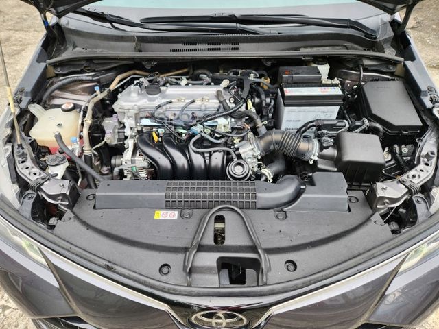 摸門免鑰匙啟動~ACC跟車系統~盲點偵測系統~AEB自動緊急煞車系統~車道偏離警示系統~胎壓監控~恆溫~原廠保養～  第13張相片