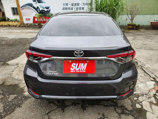 摸門免鑰匙啟動~ACC跟車系統~盲點偵測系統~AEB自動緊急煞車系統~車道偏離警示系統~胎壓監控~恆溫~原廠保養～  第14張相片