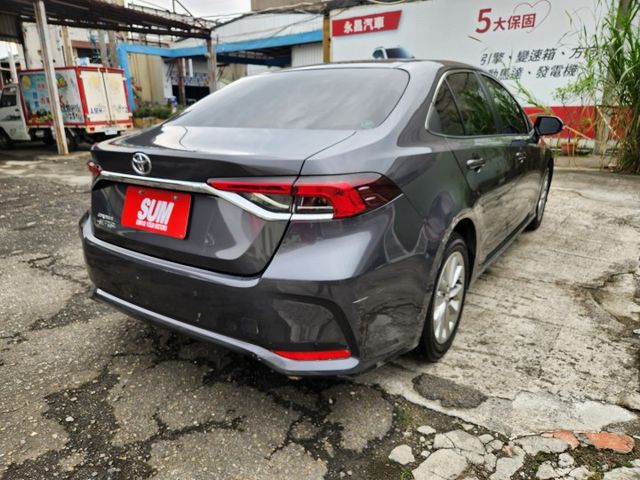 摸門免鑰匙啟動~ACC跟車系統~盲點偵測系統~AEB自動緊急煞車系統~車道偏離警示系統~胎壓監控~恆溫~原廠保養～  第15張相片