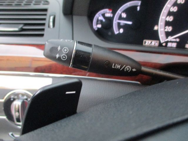 S350總代理~豪華坐駕~雙電動記憶椅~摸門免鑰匙~HID頭燈~方向盤換檔快撥片~衛星導航~倒車影像~老闆代步座駕~  第11張相片