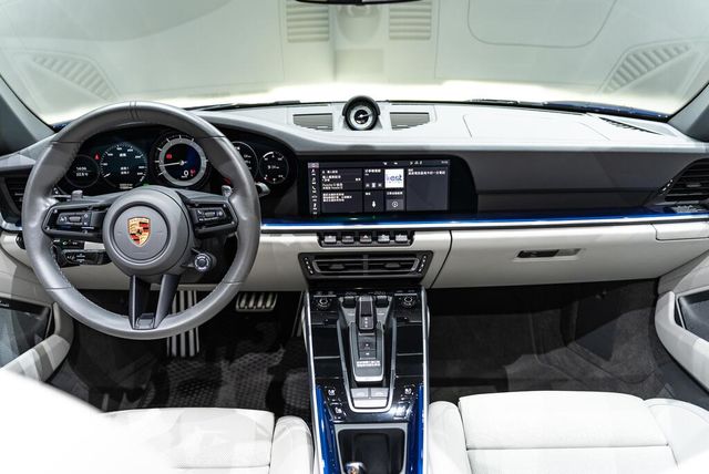 PORSCHE保時捷 TARGA  第16張相片