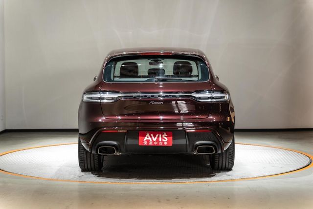 PORSCHE保時捷 MACAN  第8張相片