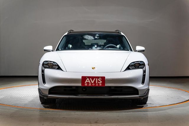 PORSCHE保時捷 TAYCAN  第2張相片
