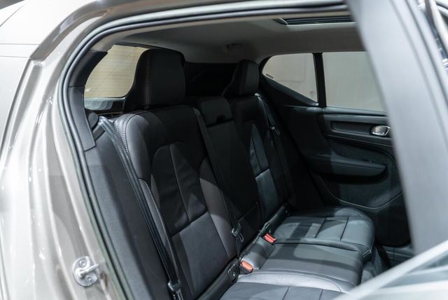 VOLVO富豪 XC40  第16張相片