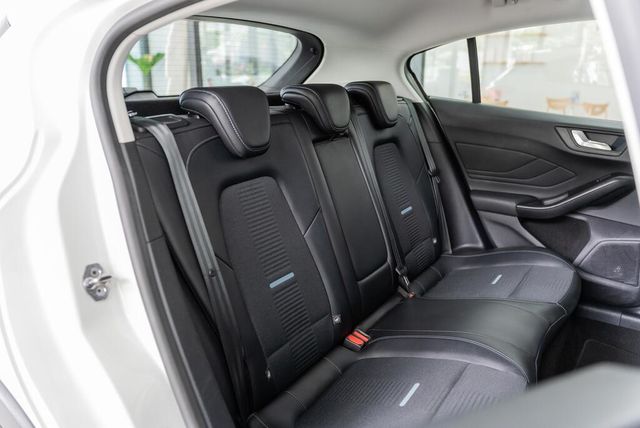 FORD福特 FOCUS ACTIVE  第16張相片