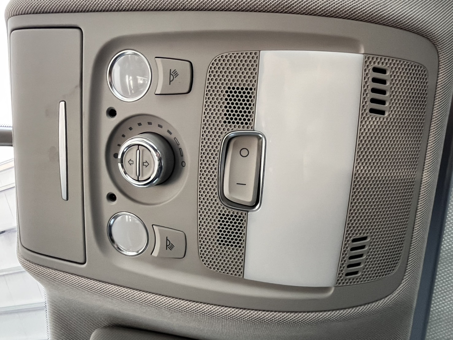 【旭峯汽車】2011年AUDI Q5 quattro 2.0L   第15張相片