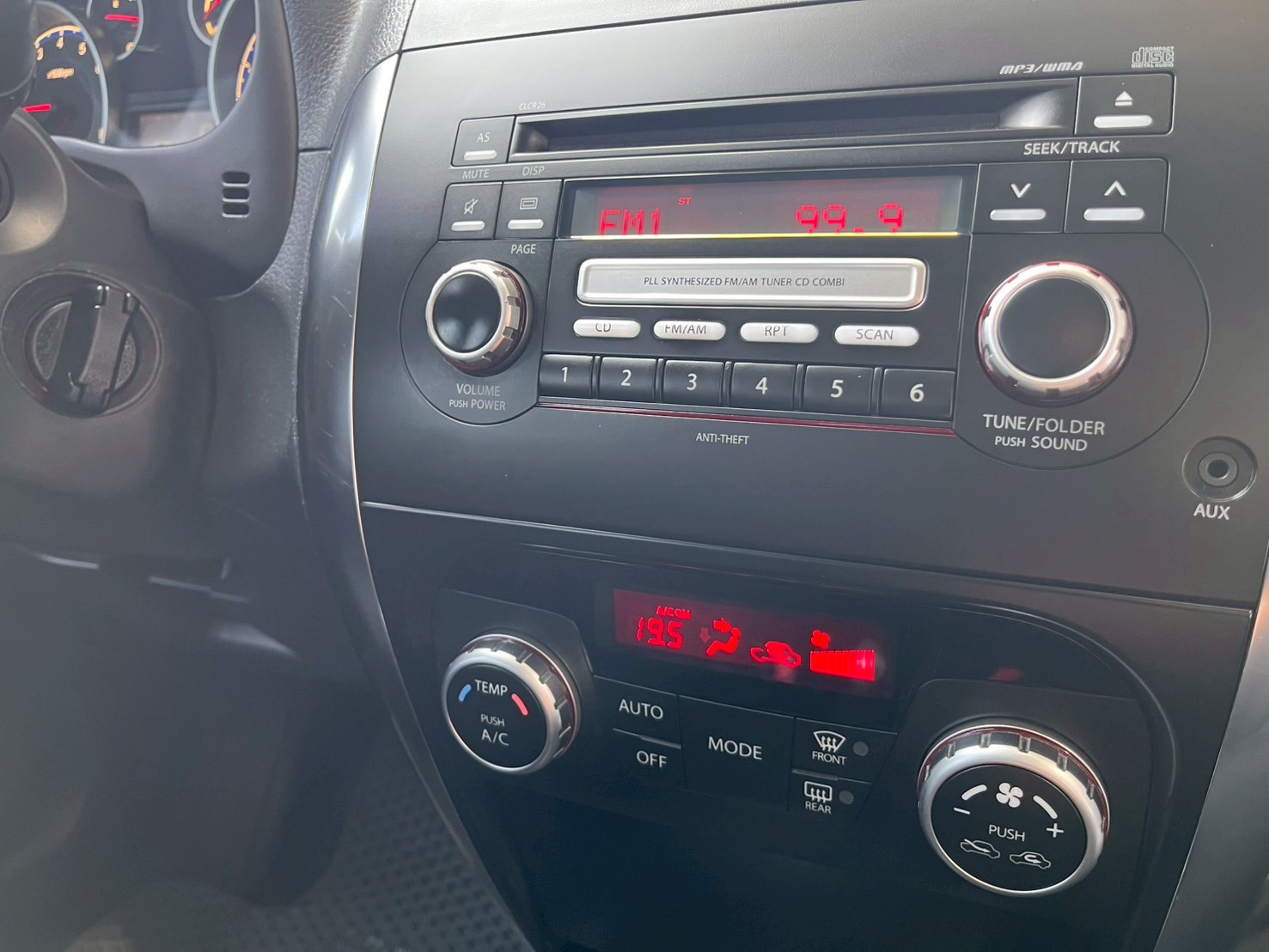 【旭峯汽車】2010年 Suzuki SX4 1.6L  第9張相片