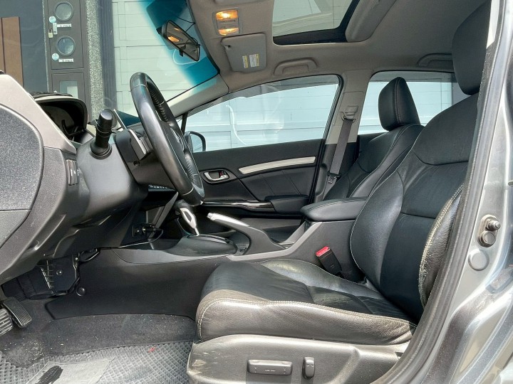 【旭峯汽車】2012年 Honda K14 VTIS 無重大事故 原鈑件 天窗 換檔快播 全車底盤加強拉桿 外觀空力套件大包 輪框  第5張相片