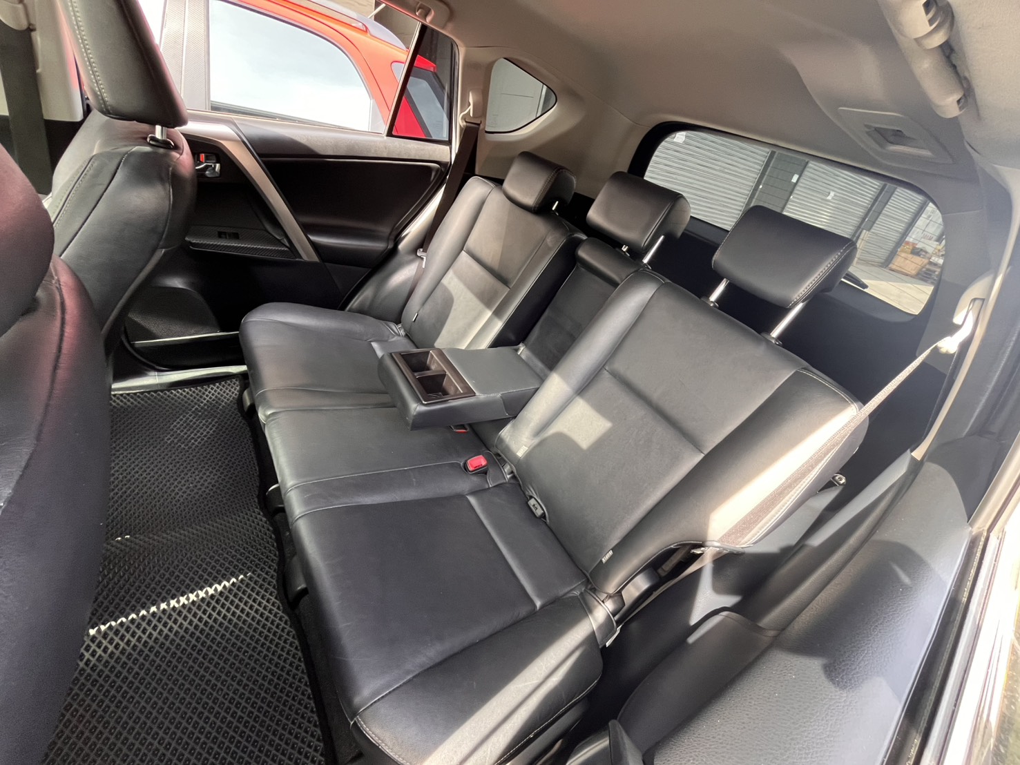 【旭峯汽車】TOYOTA RAV4 2.5G  第6張相片