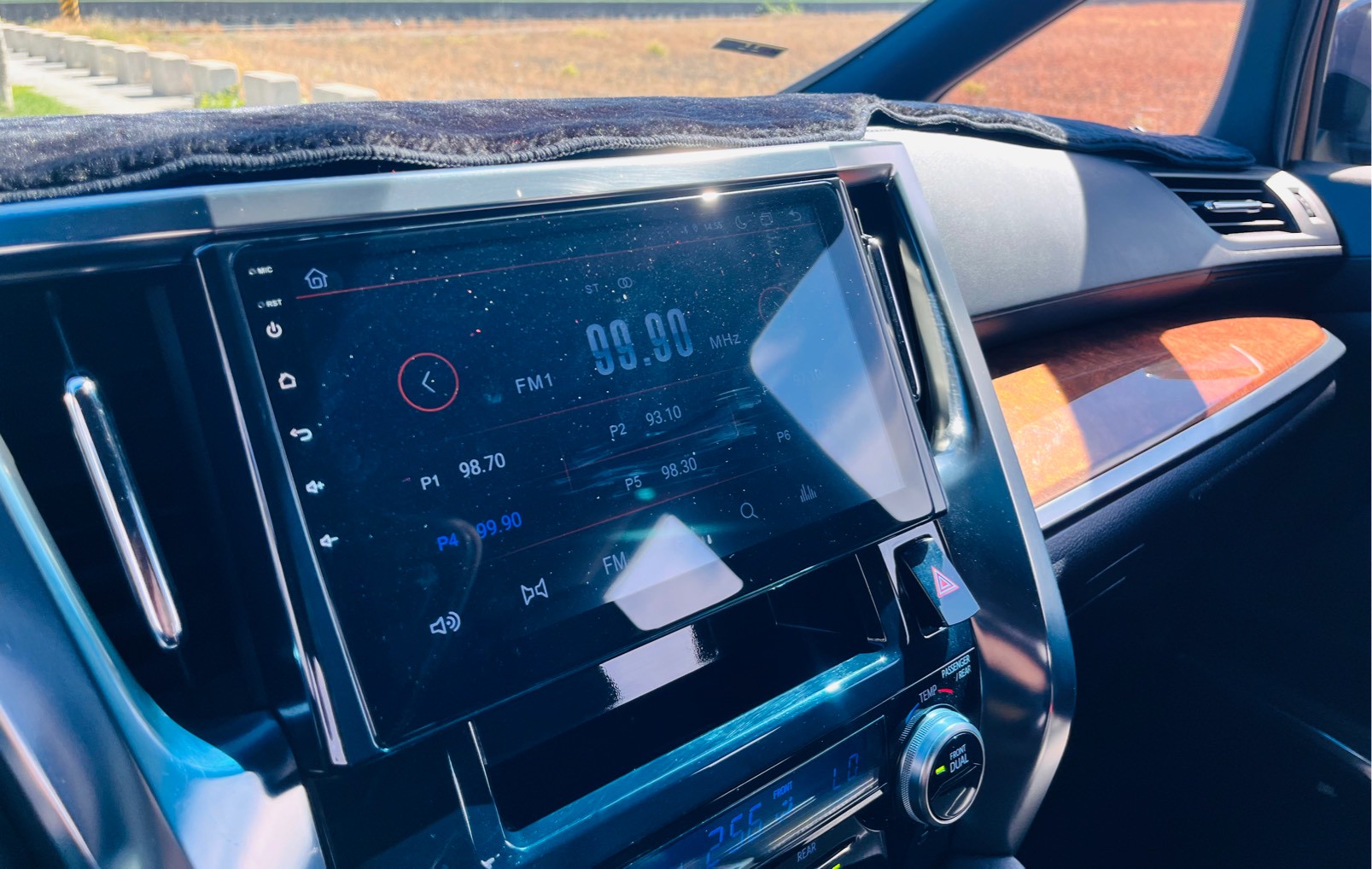 【旭峯汽車】2015年 Toyota Alphard 3.5L V6 自然進氣 無待修 單純里程高 非計程車  第8張相片