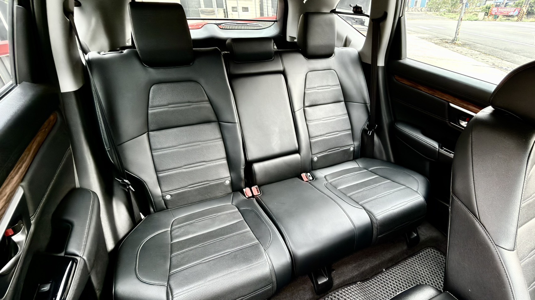 【休旅車銷售常勝軍】2021 Honda cr-v 1.5l vti-s vtec turbo 僅跑6萬公里  第6張相片