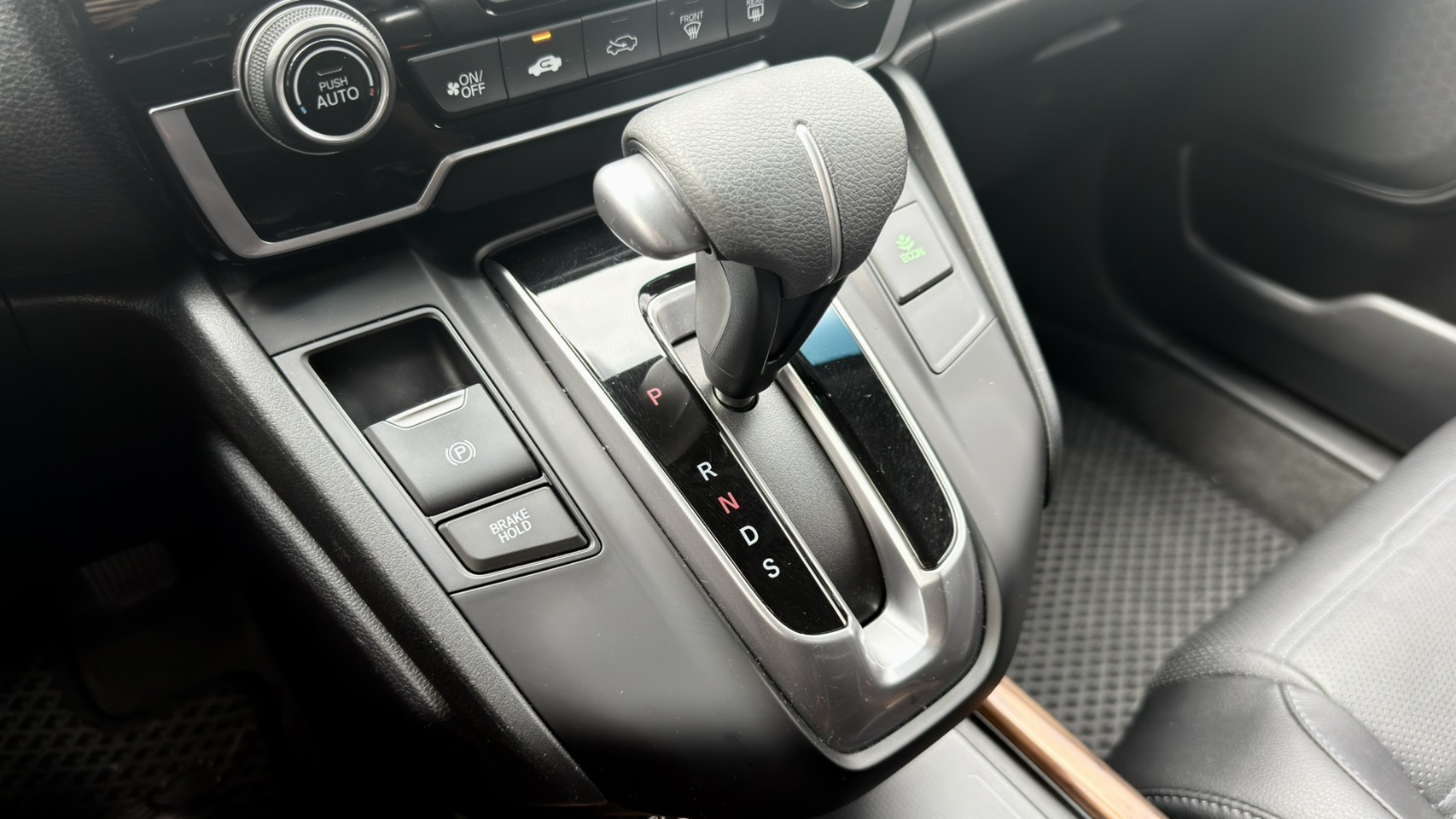 【休旅車銷售常勝軍】2021 Honda cr-v 1.5l vti-s vtec turbo 僅跑6萬公里  第11張相片