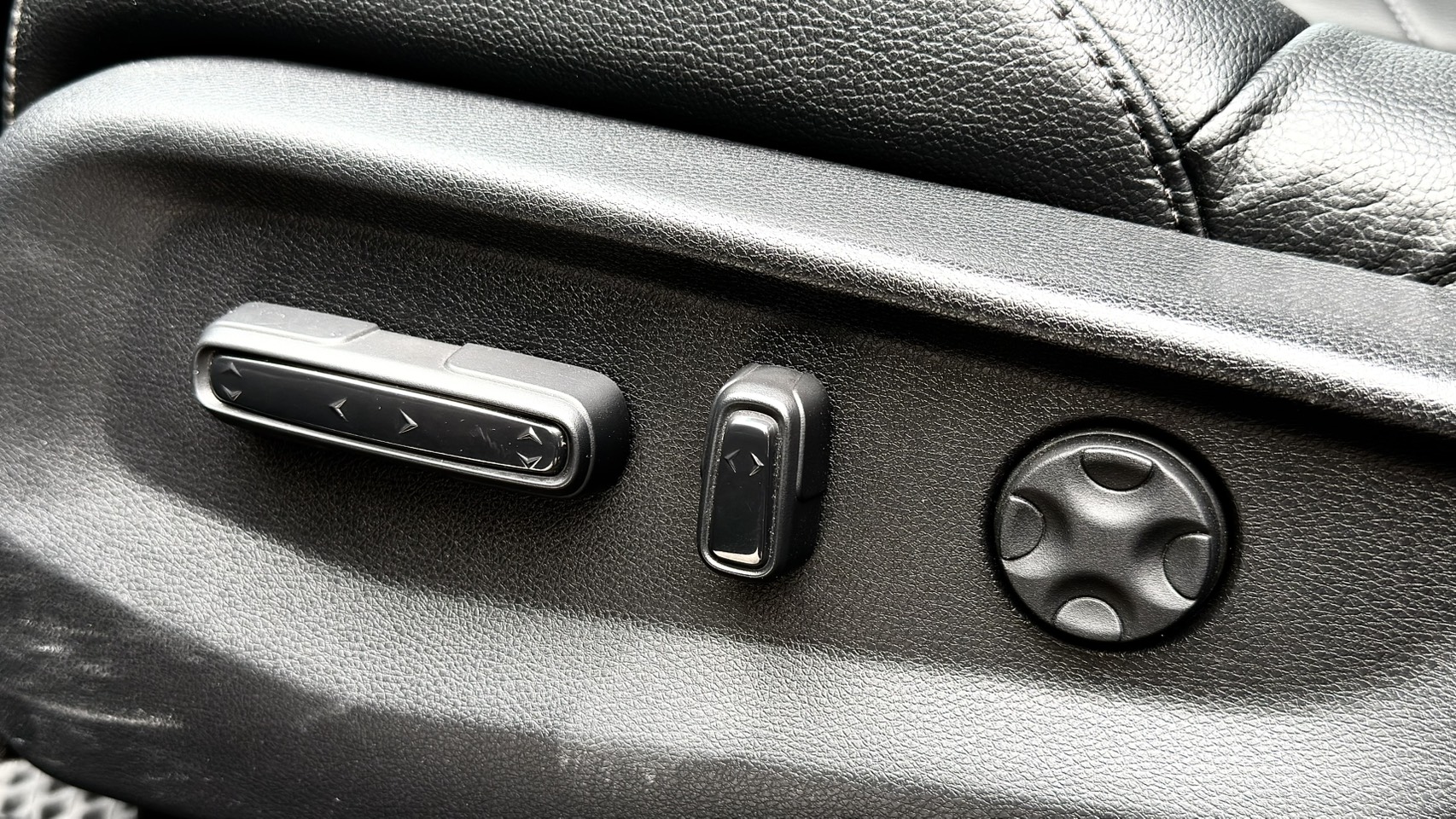 【休旅車銷售常勝軍】2021 Honda cr-v 1.5l vti-s vtec turbo 僅跑6萬公里  第16張相片