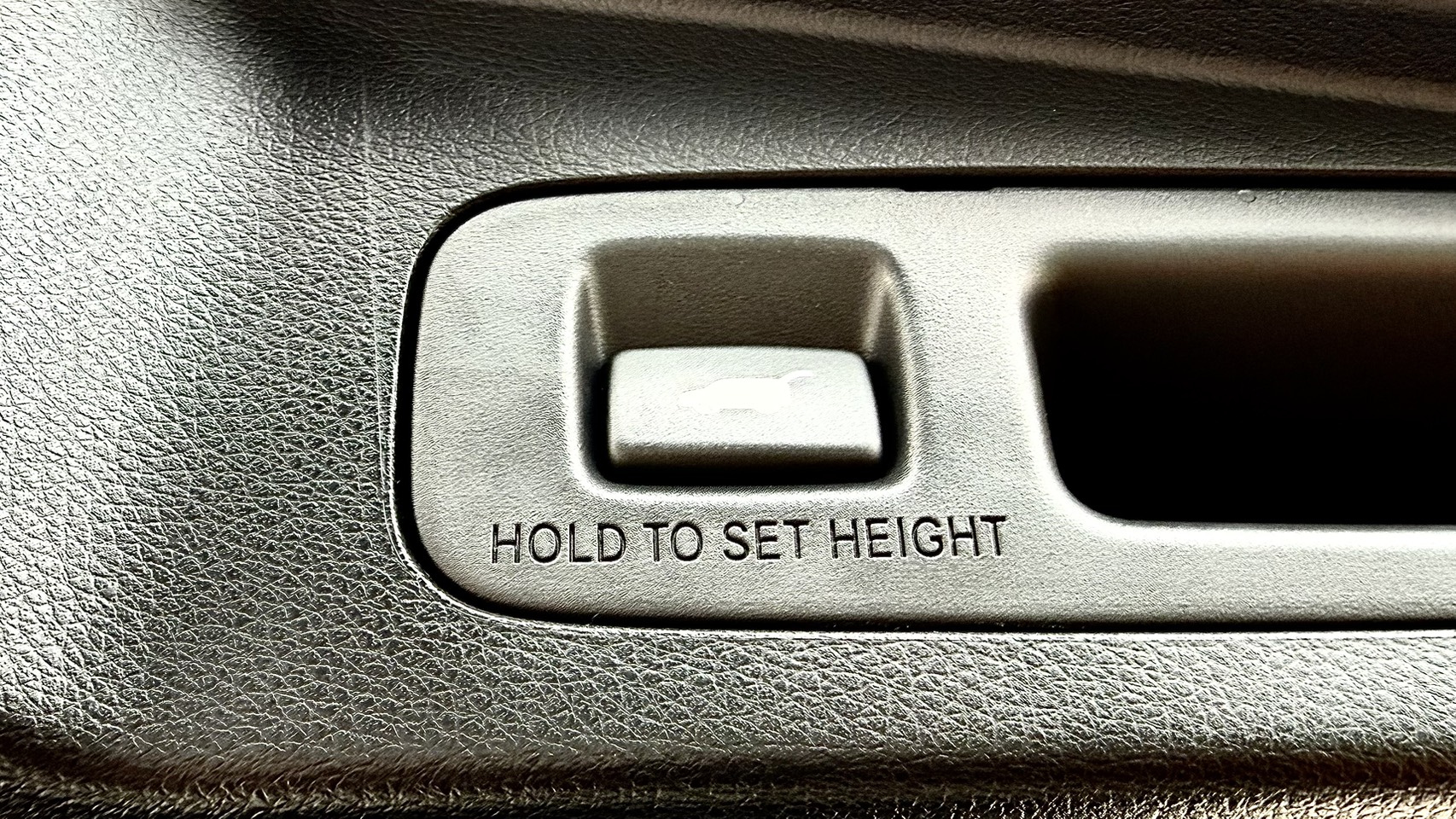 【休旅車銷售常勝軍】2021 Honda cr-v 1.5l vti-s vtec turbo 僅跑6萬公里  第19張相片