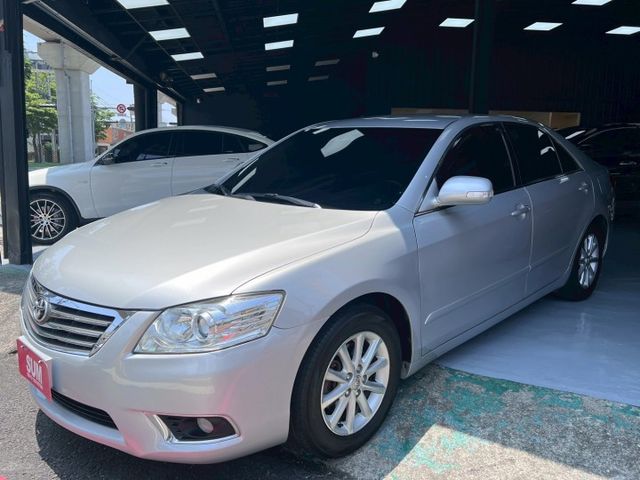 ✅HID氙氣頭燈✅AUX IN✅蜂鳴式倒車輔助系統✅防鎖死煞車系統 ✅方向盤快控鍵✅恆溫空調✅ISOFIX兒童安全椅固定  第1張相片