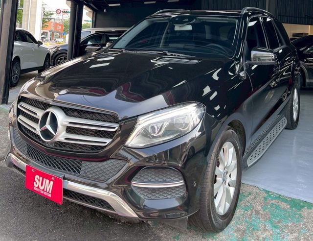 ✅抗UV玻璃✅車頂行李架✅方向盤快控鍵✅換檔撥片✅粉塵過濾器✅ABS放鎖死煞車系統✅煞車力道分配系統✅循跡防滑控制系統  第1張相片