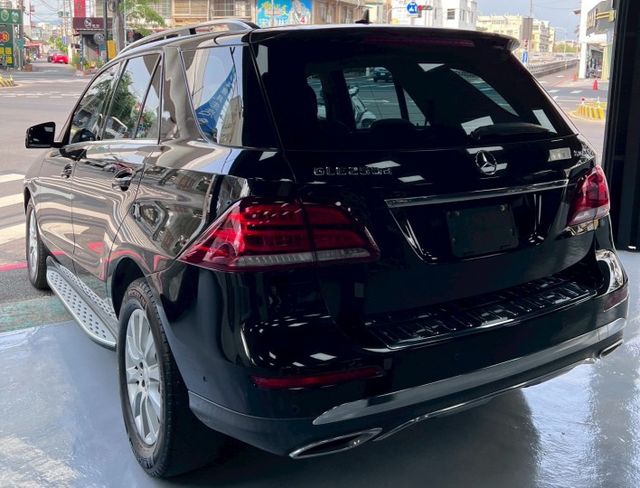 ✅抗UV玻璃✅車頂行李架✅方向盤快控鍵✅換檔撥片✅粉塵過濾器✅ABS放鎖死煞車系統✅煞車力道分配系統✅循跡防滑控制系統  第5張相片