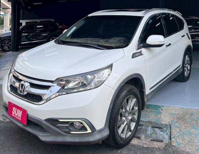 ✅防鎖死煞車系統✅煞車力道分配系統✅斜坡起步輔助✅ISOFIX兒童安全椅固定✅恆溫空調✅定速巡航✅免鑰匙啟動車門鎖  第1張相片