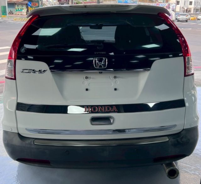 ✅防鎖死煞車系統✅煞車力道分配系統✅斜坡起步輔助✅ISOFIX兒童安全椅固定✅恆溫空調✅定速巡航✅免鑰匙啟動車門鎖  第5張相片