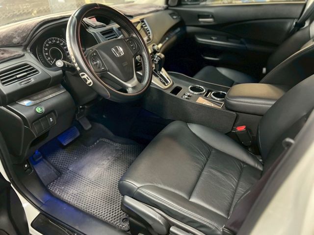 ✅防鎖死煞車系統✅煞車力道分配系統✅斜坡起步輔助✅ISOFIX兒童安全椅固定✅恆溫空調✅定速巡航✅免鑰匙啟動車門鎖  第9張相片