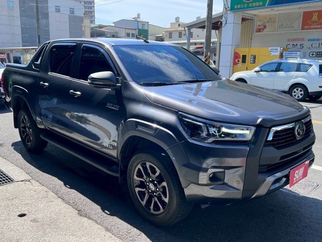 ✅恆溫空調✅粉塵過濾器✅免鑰匙啟動車門鎖✅定速巡航✅防鎖死煞車系✅ACC主動跟車系統✅AEB自動緊急煞車系統  第3張相片
