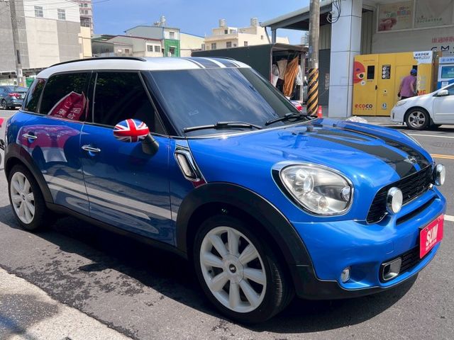 ⭕️HK音響⭕️定速系統⭕️HID頭燈⭕️換檔撥片⭕️倒車雷達⭕️車頂行李架  第3張相片