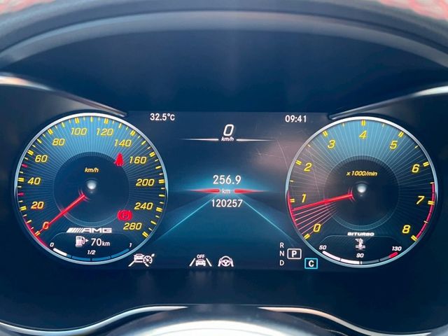 ⭕️全車原漆⭕️4條新胎⭕️360度環景⭕️電動天窗⭕️電尾門⭕️外觀套件AMG 43專屬⭕️氣氛燈⭕️跑車座椅/方向盤  第16張相片