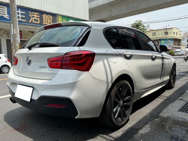 ⭕️原鈑件⭕️前保桿M套件⭕️雙前座跑車座椅⭕️電動椅⭕️怠速熄火⭕️迎賓燈⭕️氣氛燈⭕️換檔撥片⭕️新行車紀錄器  第5張相片