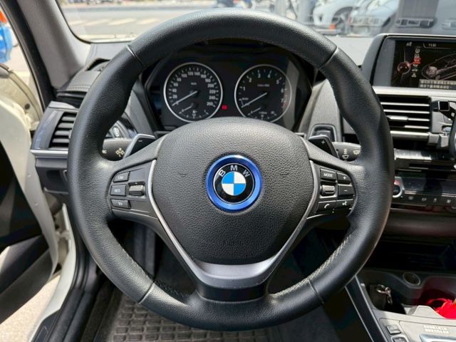 ⭕️原鈑件⭕️前保桿M套件⭕️雙前座跑車座椅⭕️電動椅⭕️怠速熄火⭕️迎賓燈⭕️氣氛燈⭕️換檔撥片⭕️新行車紀錄器  第8張相片