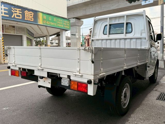 ⭕️原鈑件⭕️原漆⭕️僅跑16公里⭕️跟新車只有價差⭕️原廠保固至2028年6月⭕️新行車紀錄器  第4張相片